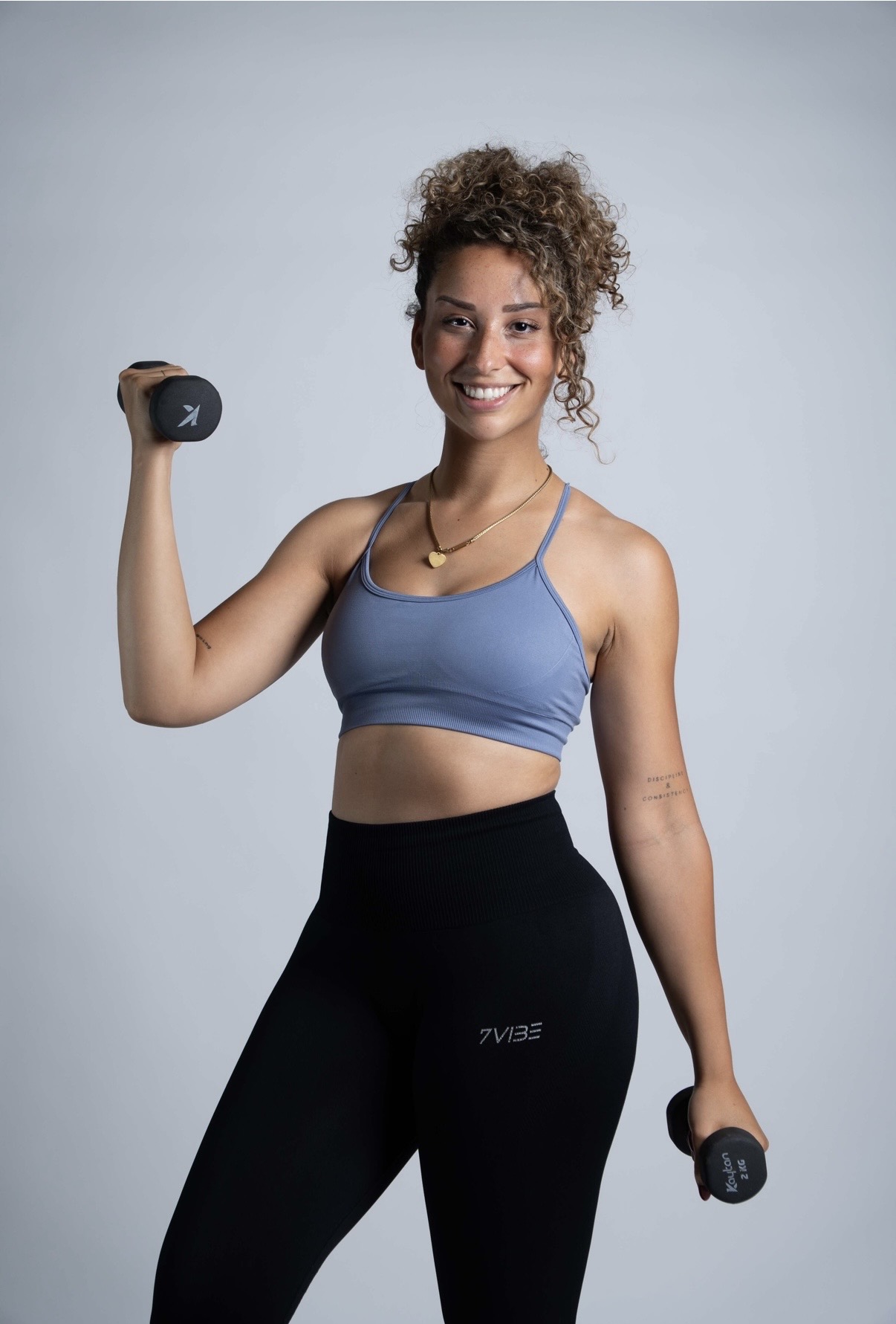 Portret van Loretta, personal trainer bij Loretta fitlife